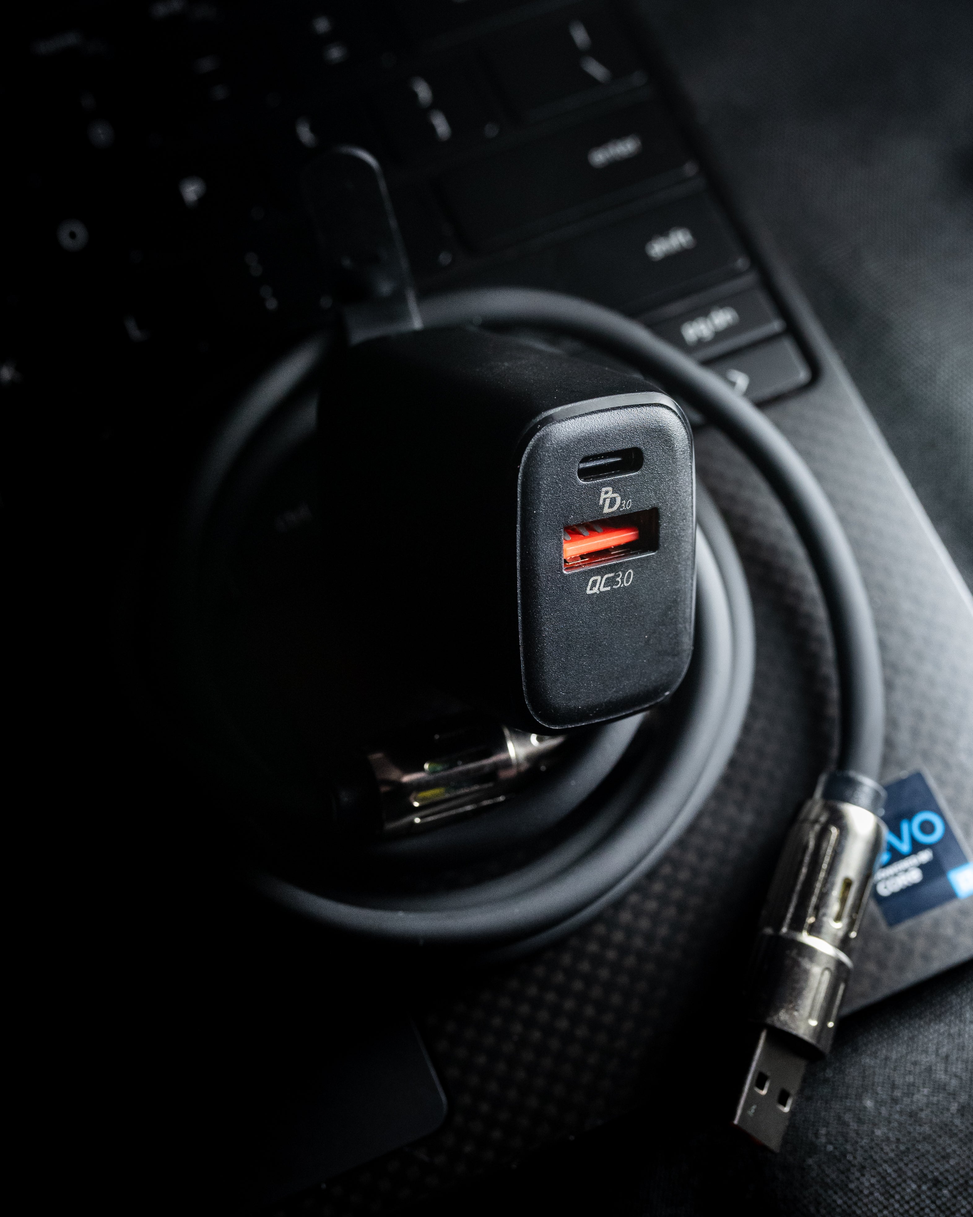 ChoiceEvac The Flash (4-in-1 Charger + Adapter)